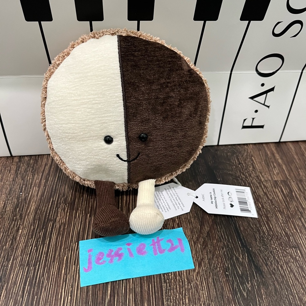 Jellycat NYC FAO Exclusive Amuseables Nibblechip Cookie 100%Authentic US Ship